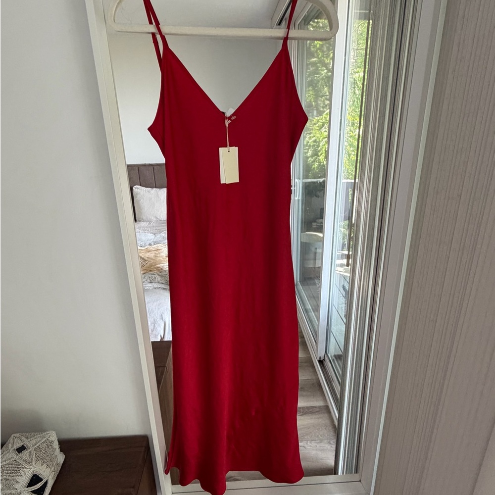Aritzia Wilfred Slip Midi Dress - V-Neck Spaghetti Straps